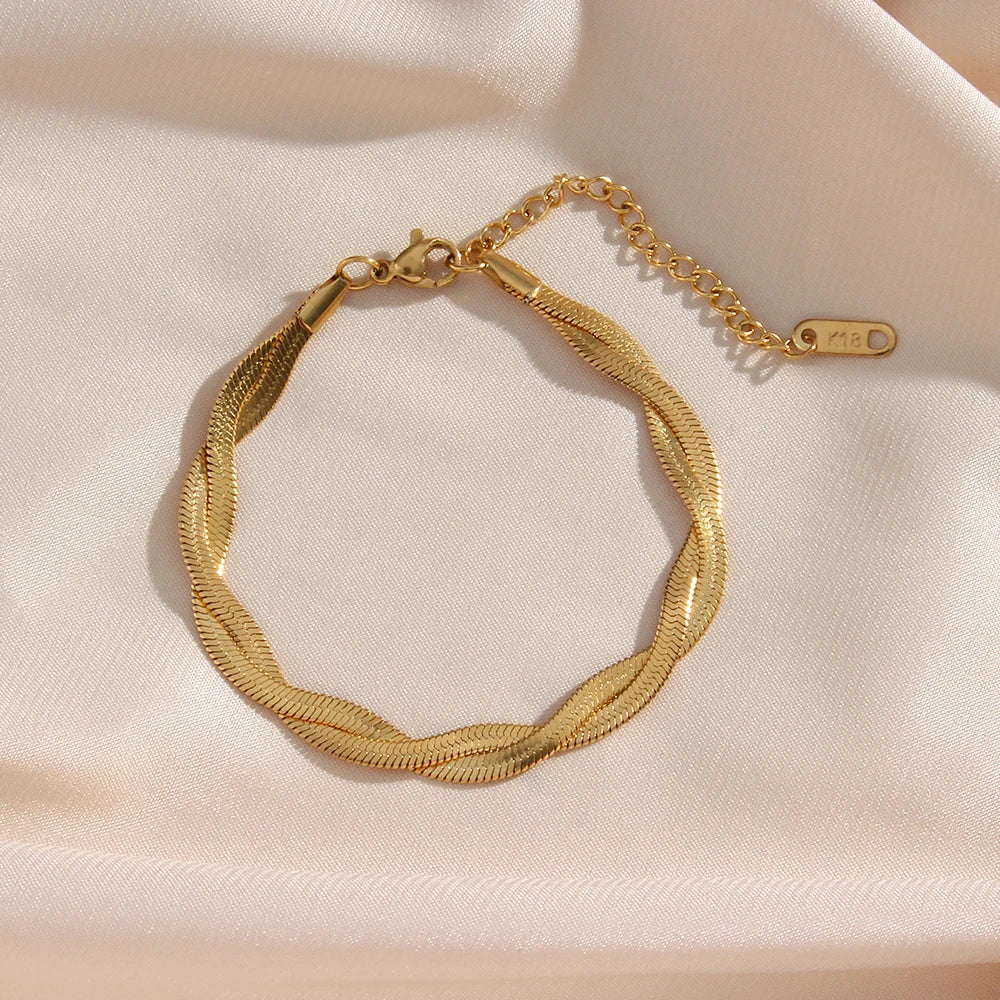 Twisted Herringbone Chain Bracelet