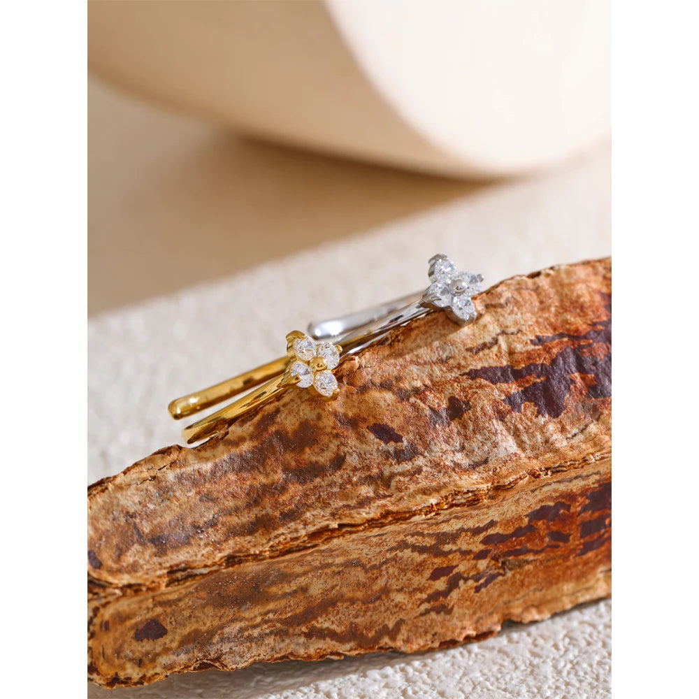 Floral Ring (Adjustable)