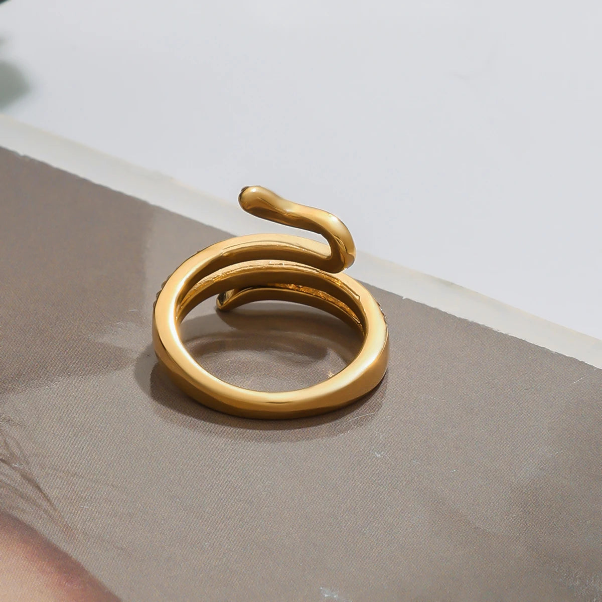 Elegant Ring (Adjustable)