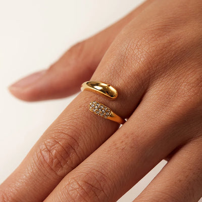 Elegant Curve Ring (Adjustable)